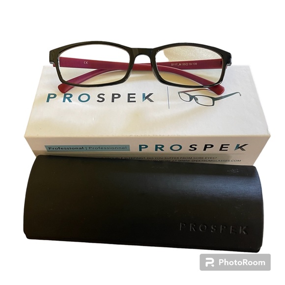 Prosper Anti-Blue light Glasses - Picture 2 of 4